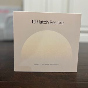NEW Hatch Restore 2 in Putty